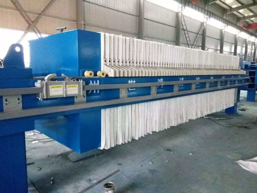 2000型